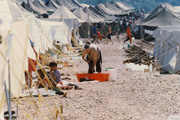 Flüchtlingslager im Kosovo